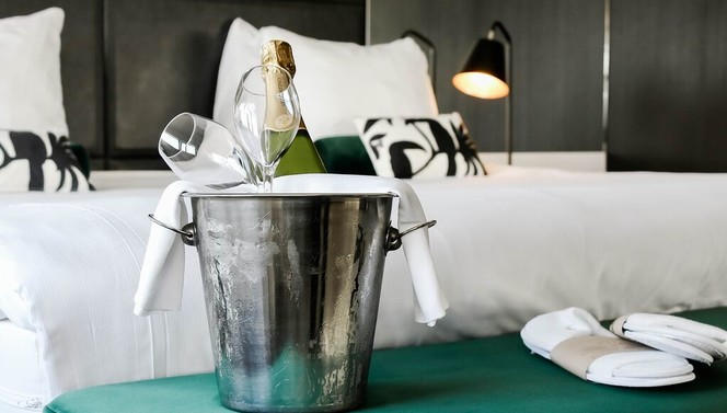 Bottle of Cava at the Hotel package in Zaltbommel